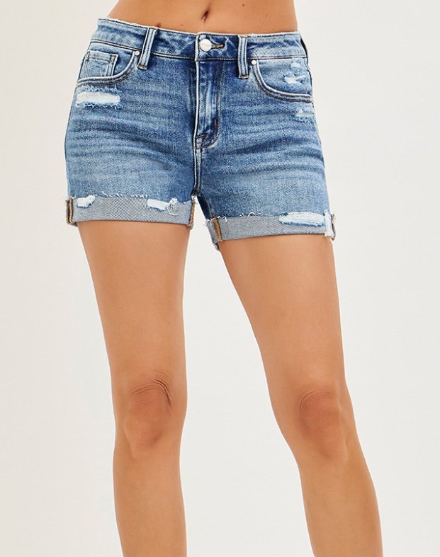 Mid Rise cuffed shorts - Image 2