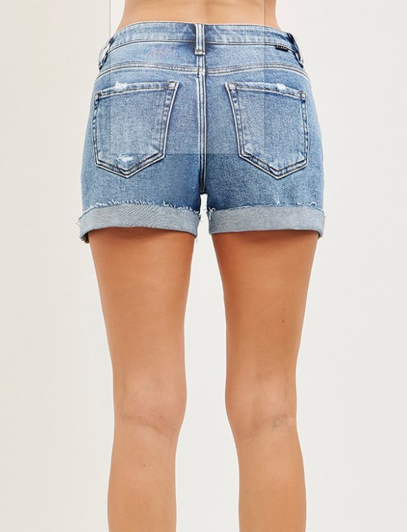 Mid Rise cuffed shorts - Image 3